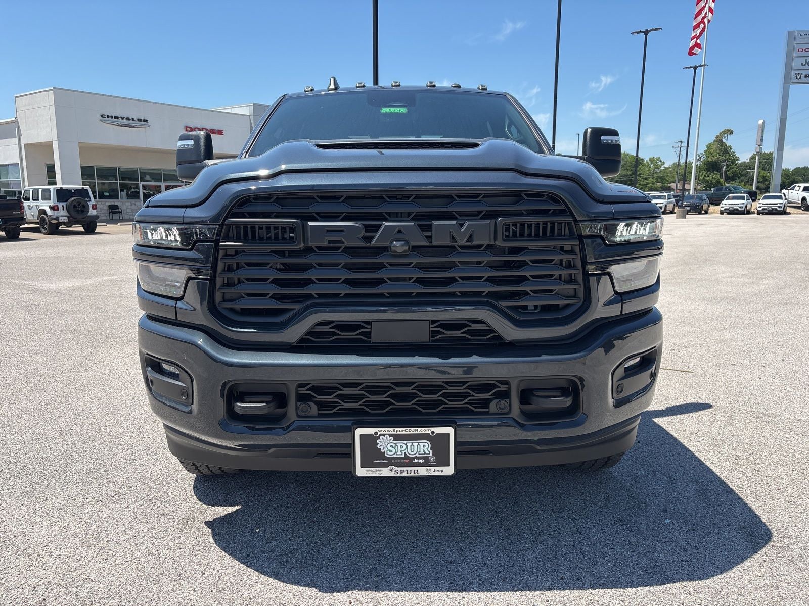 2026 RAM Ram 2500 RAM 2500 BLACK EXPRESS CREW CAB 4X4 6'4' BOX