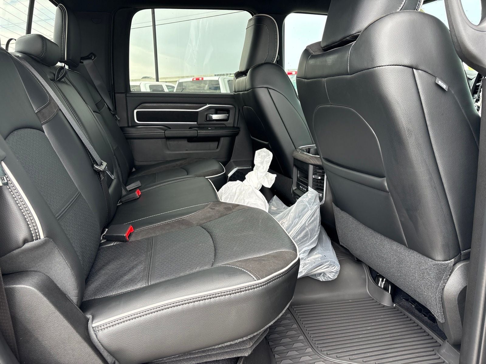 2026 RAM Ram 2500 RAM 2500 LARAMIE CREW CAB 4X4 6'4' BOX
