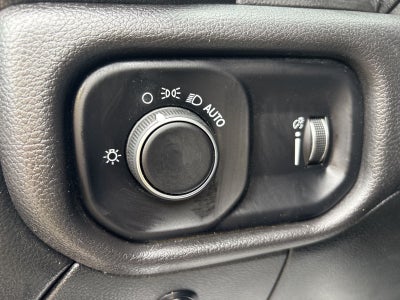 2024 RAM 3500 Chassis Tradesman/SLT