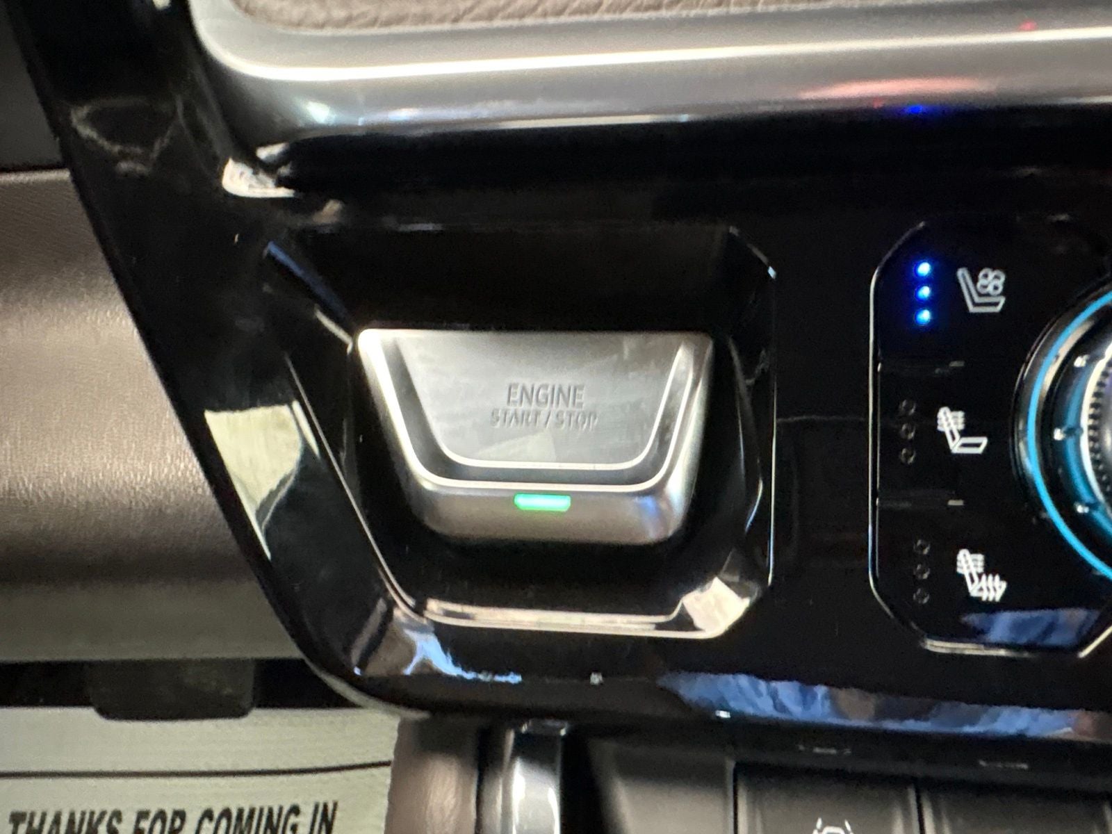2022 GMC Sierra 1500 4WD Crew Cab Short Box Denali