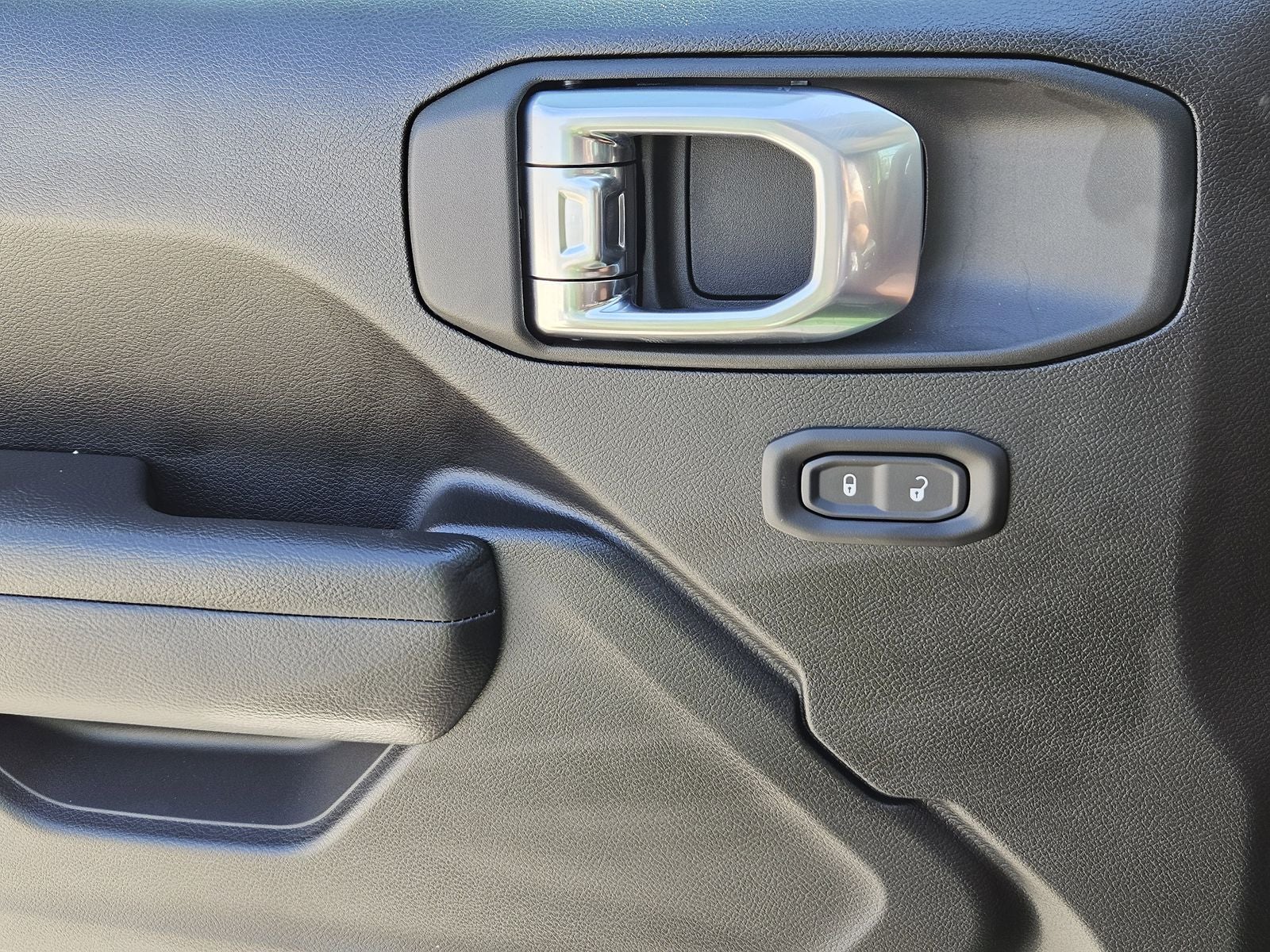 2025 Jeep Wrangler WRANGLER 4-DOOR SPORT