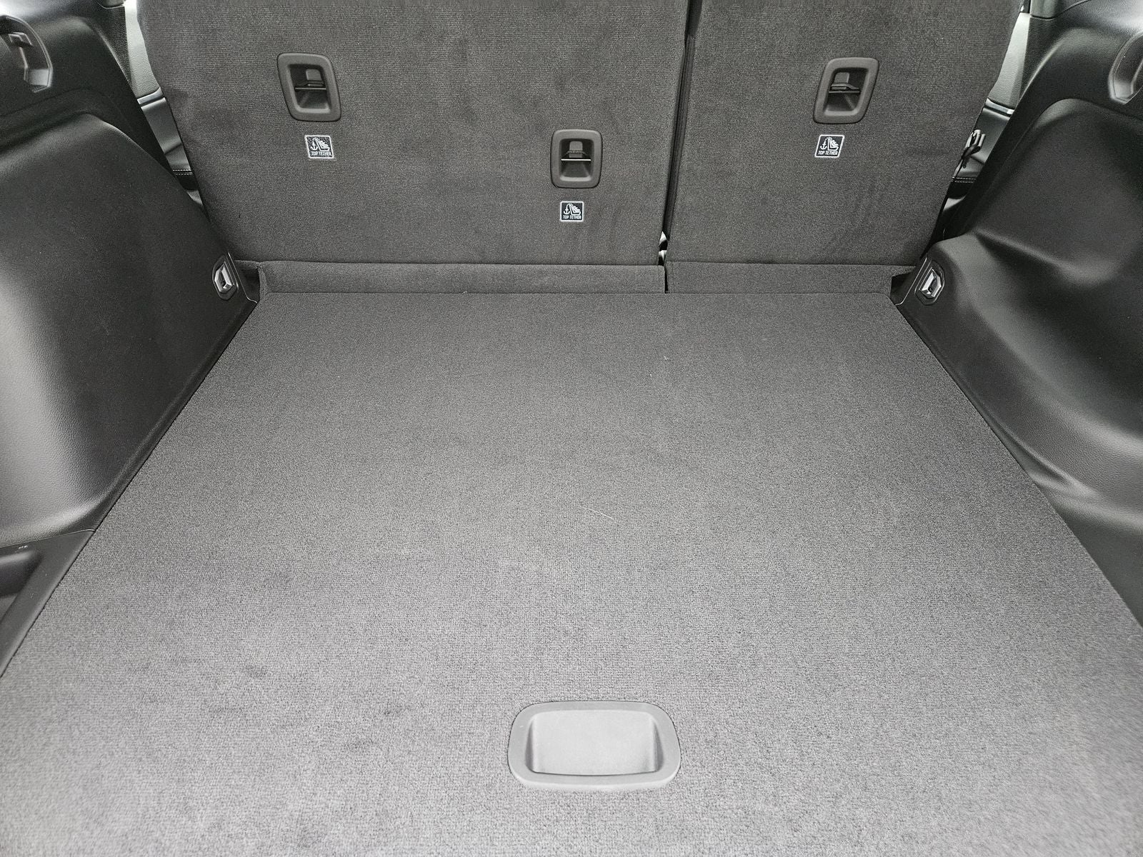 2026 Jeep Grand Cherokee GRAND CHEROKEE LAREDO 4X2