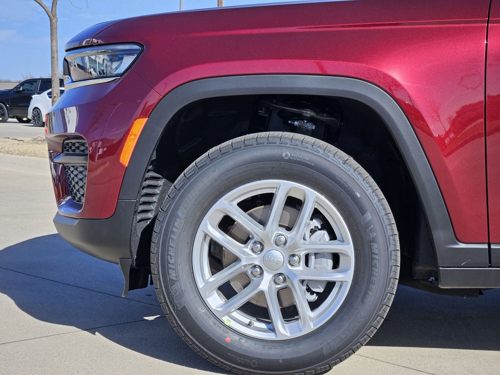 2026 Jeep Grand Cherokee GRAND CHEROKEE LAREDO 4X2