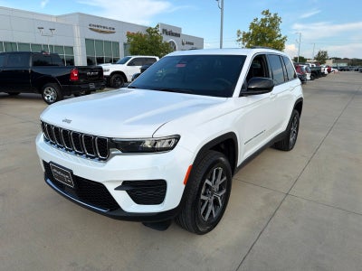 2027 Jeep Grand Cherokee Laredo X