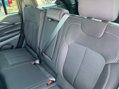 2027 Jeep Grand Cherokee Laredo X