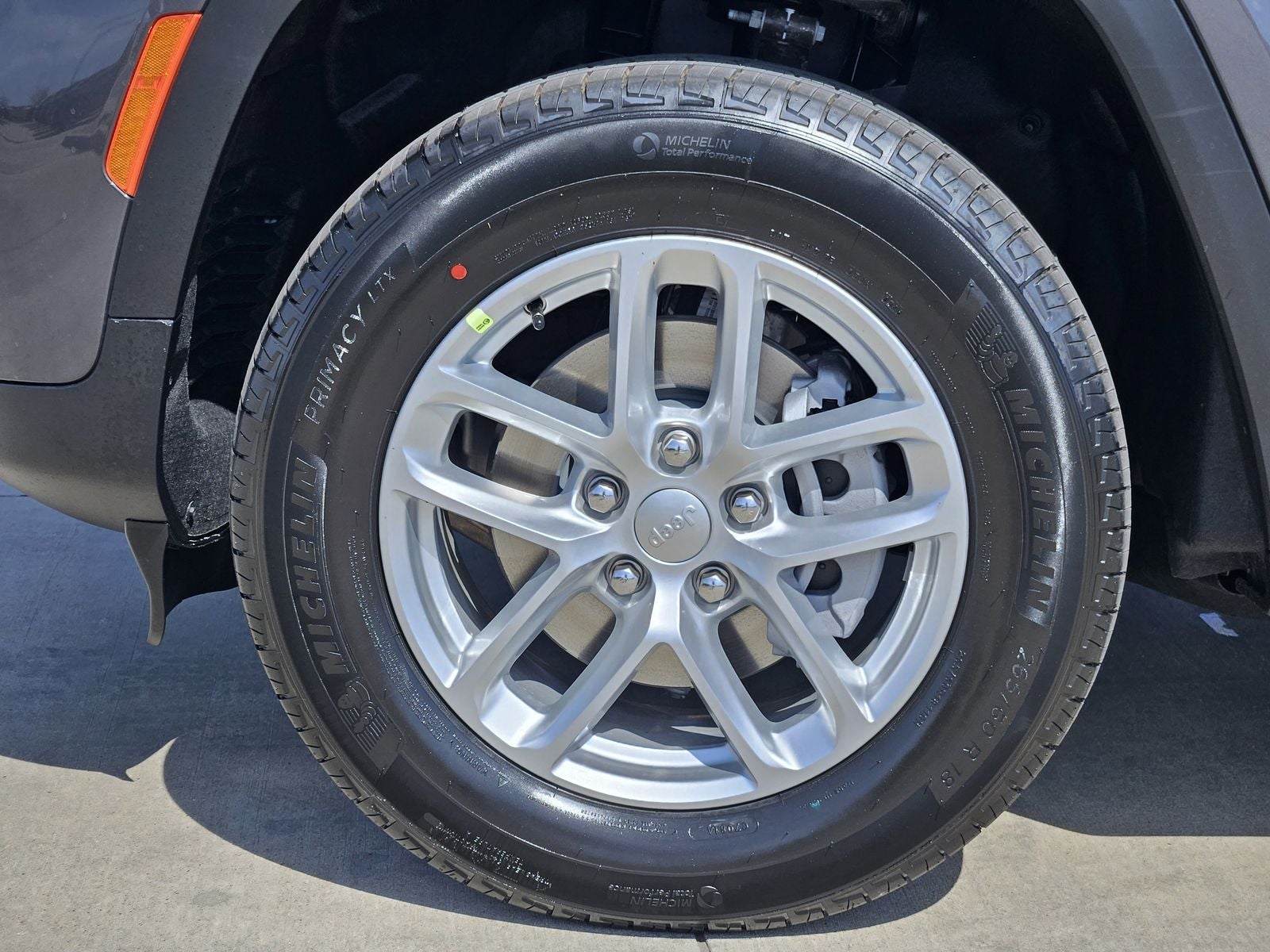 2026 Jeep Grand Cherokee GRAND CHEROKEE LAREDO 4X2