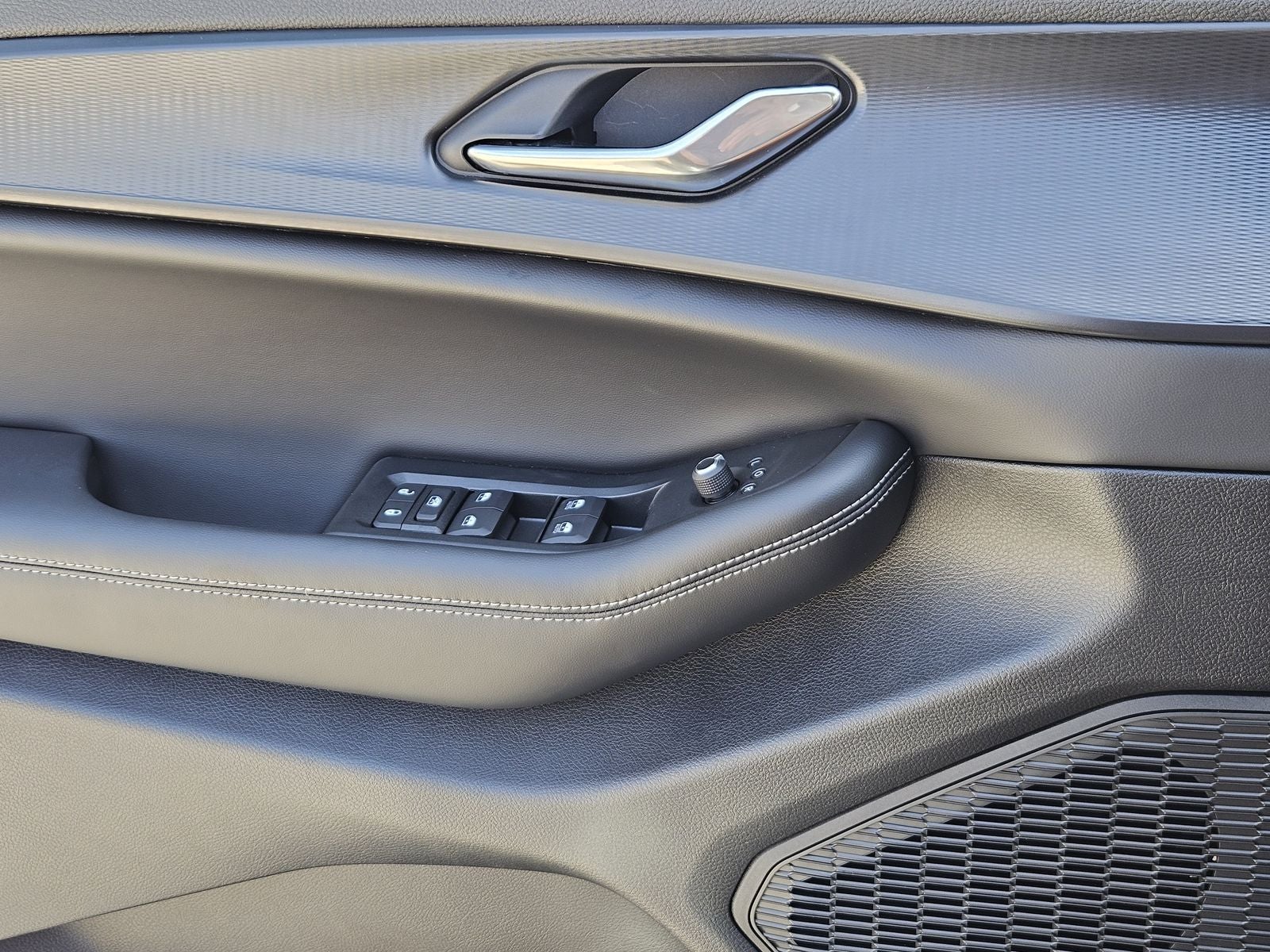 2026 Jeep Grand Cherokee GRAND CHEROKEE LAREDO 4X2