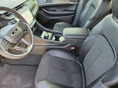 2026 Jeep Grand Cherokee GRAND CHEROKEE LAREDO ALTITUDE 4X2