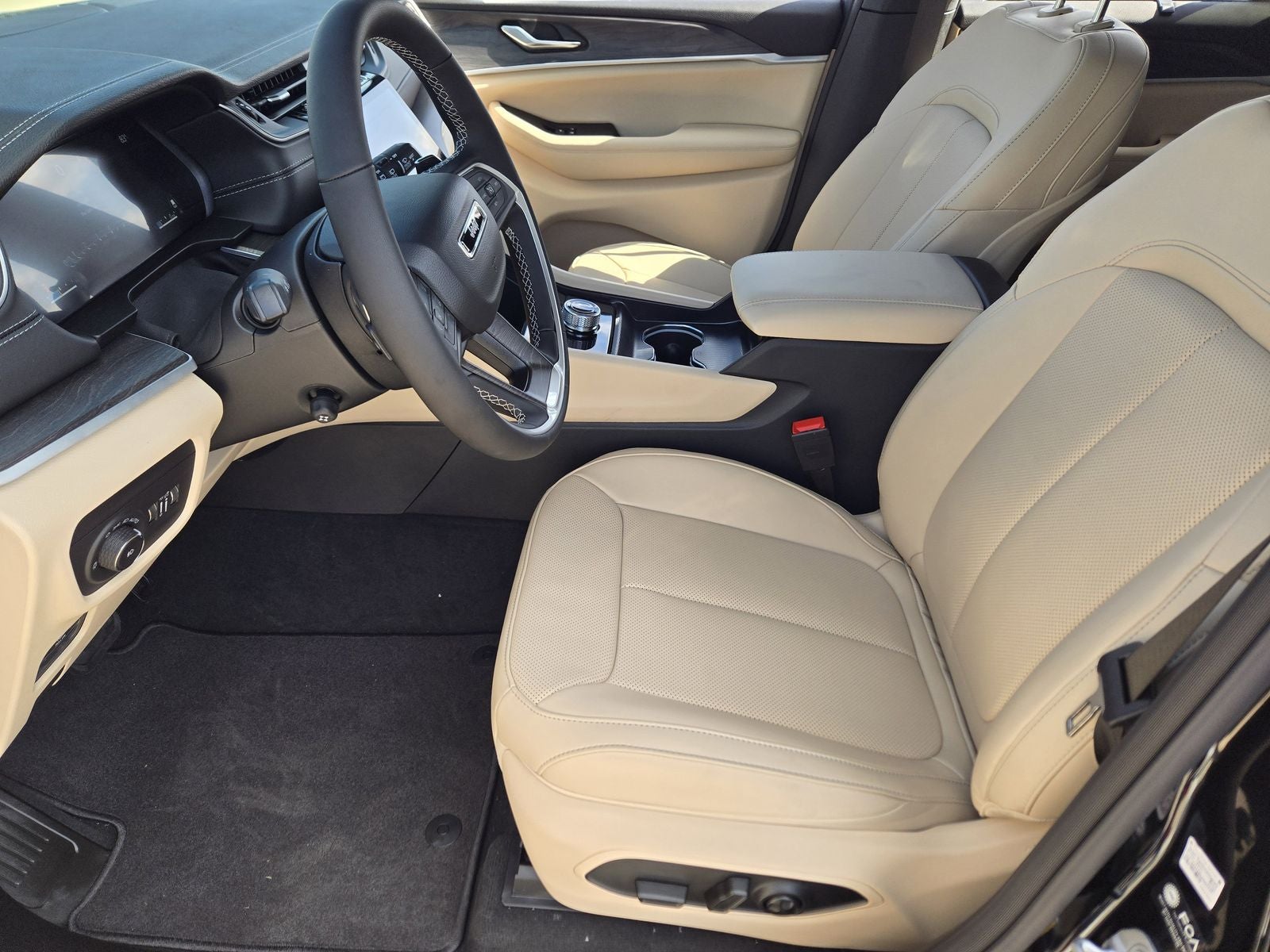 2025 Jeep Grand Cherokee GRAND CHEROKEE LIMITED 4X2