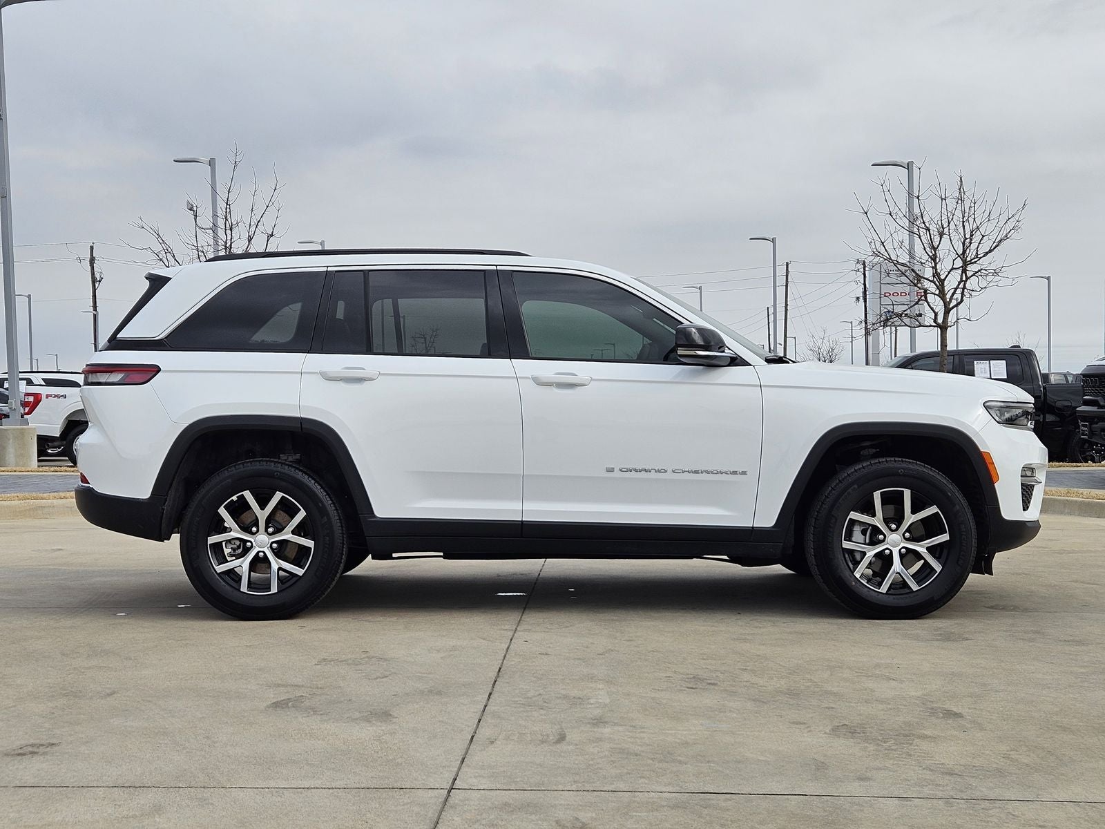 2025 Jeep Grand Cherokee GRAND CHEROKEE LIMITED 4X2