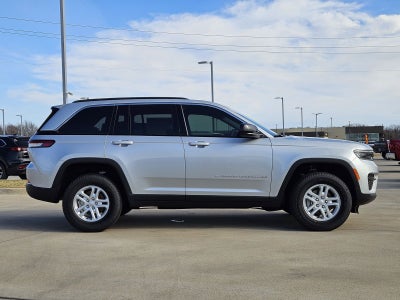 2025 Jeep Grand Cherokee GRAND CHEROKEE LAREDO 4X4