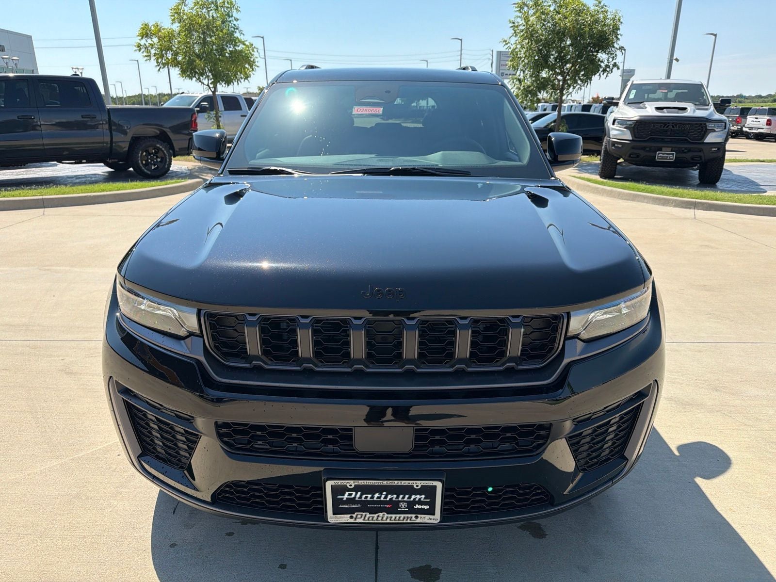 2026 Jeep Grand Cherokee GRAND CHEROKEE LAREDO ALTITUDE 4X4
