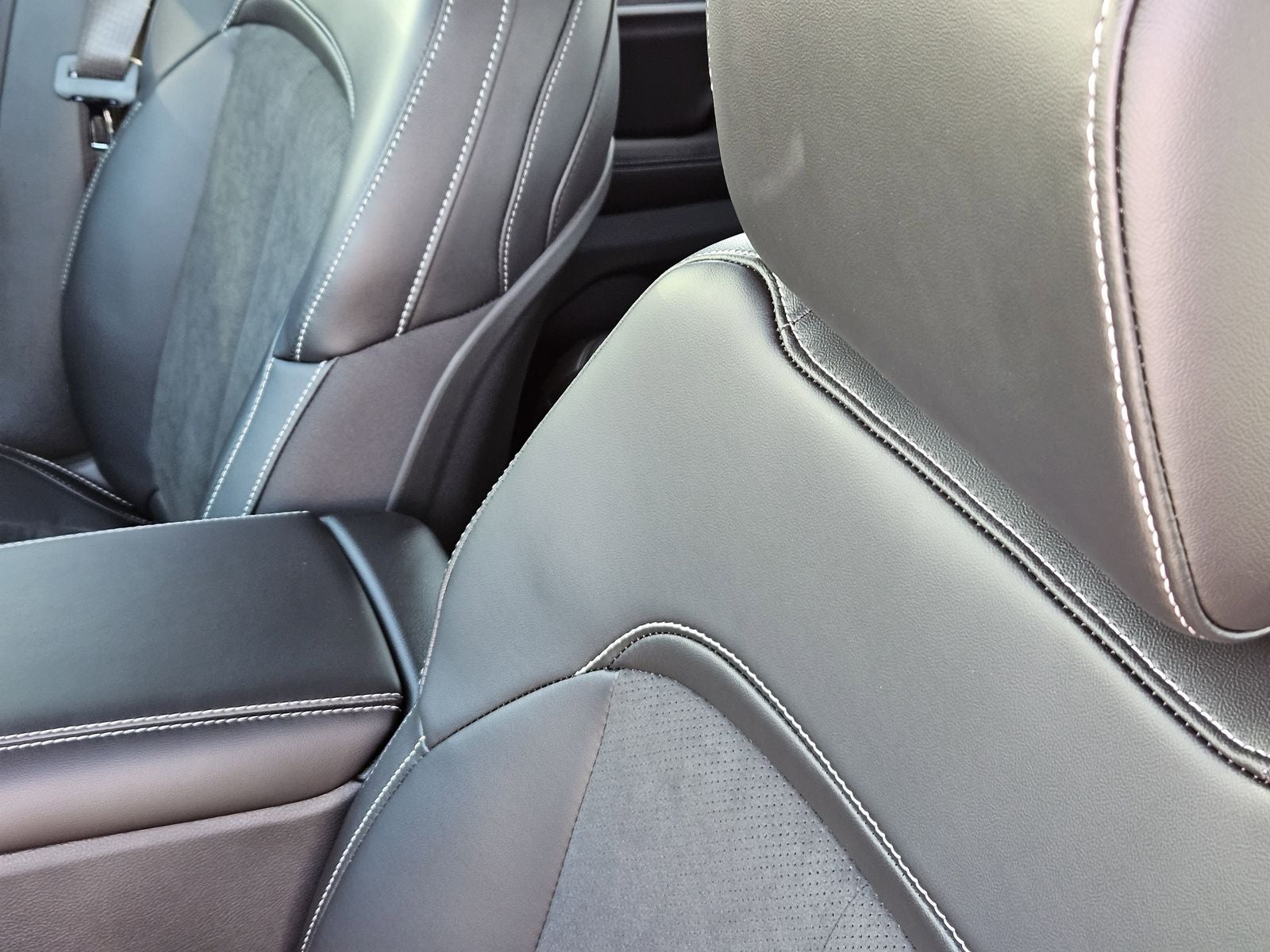 2026 Jeep Grand Cherokee GRAND CHEROKEE ALTITUDE 4X4