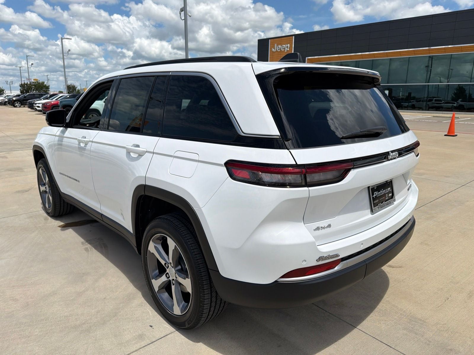 2026 Jeep Grand Cherokee GRAND CHEROKEE LIMITED 4X4