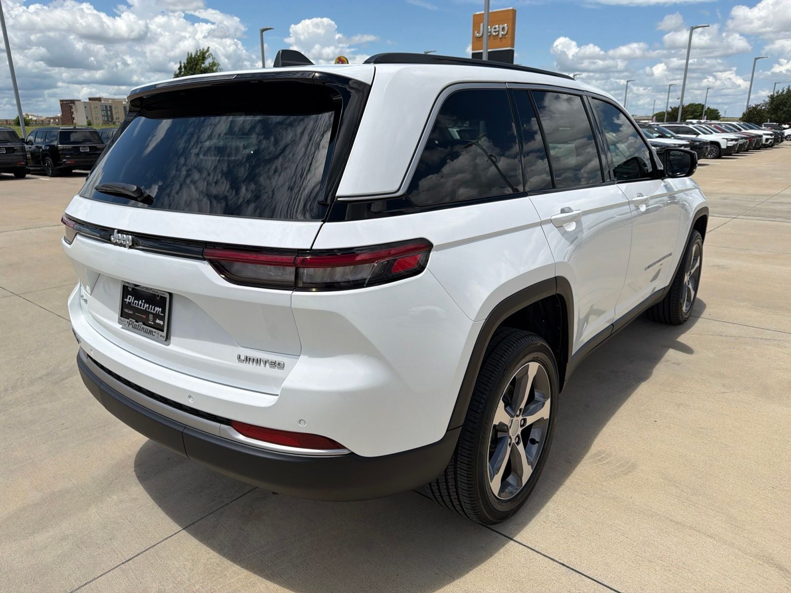 2026 Jeep Grand Cherokee GRAND CHEROKEE LIMITED 4X4