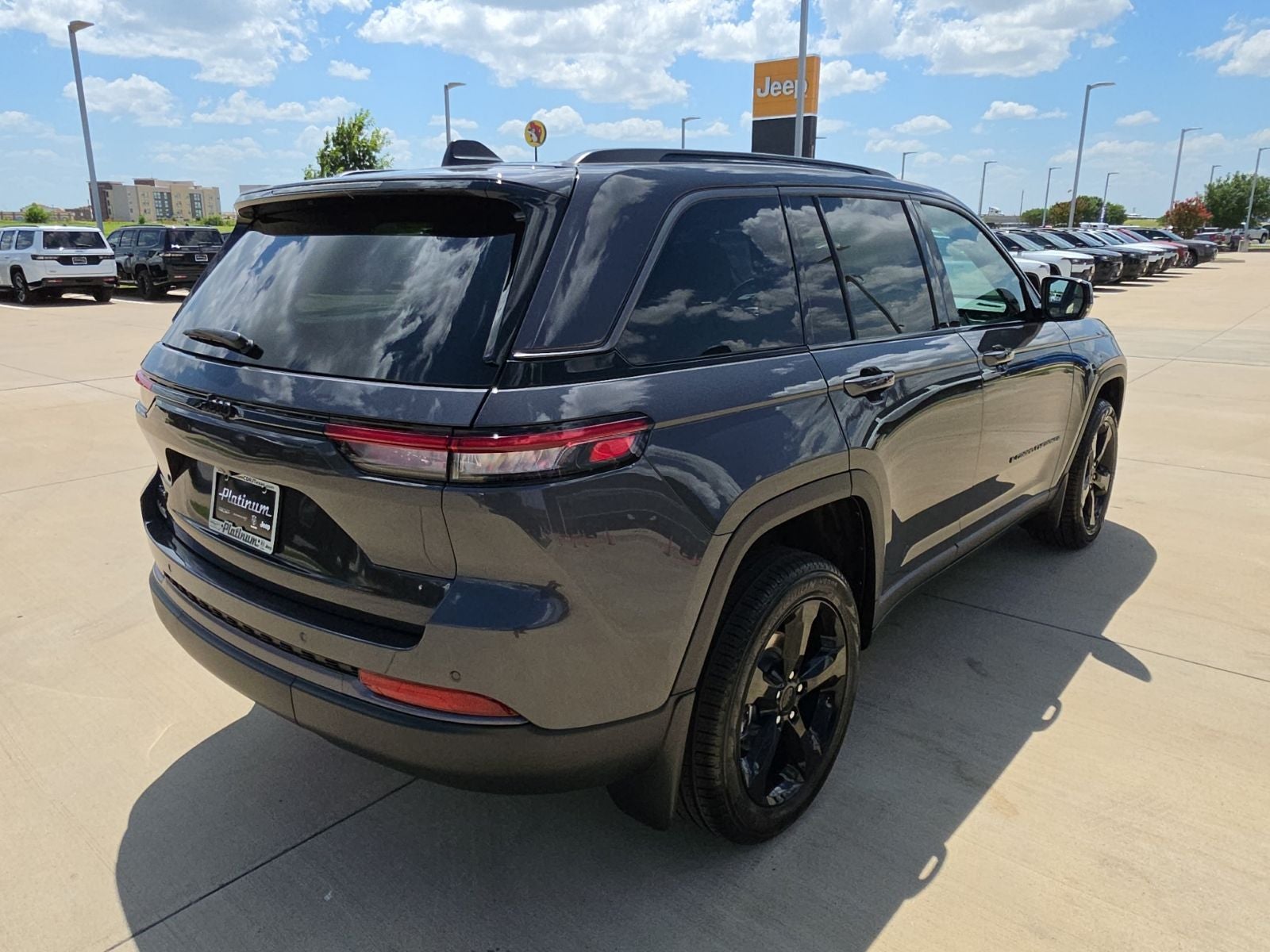 2026 Jeep Grand Cherokee GRAND CHEROKEE LIMITED 4X4