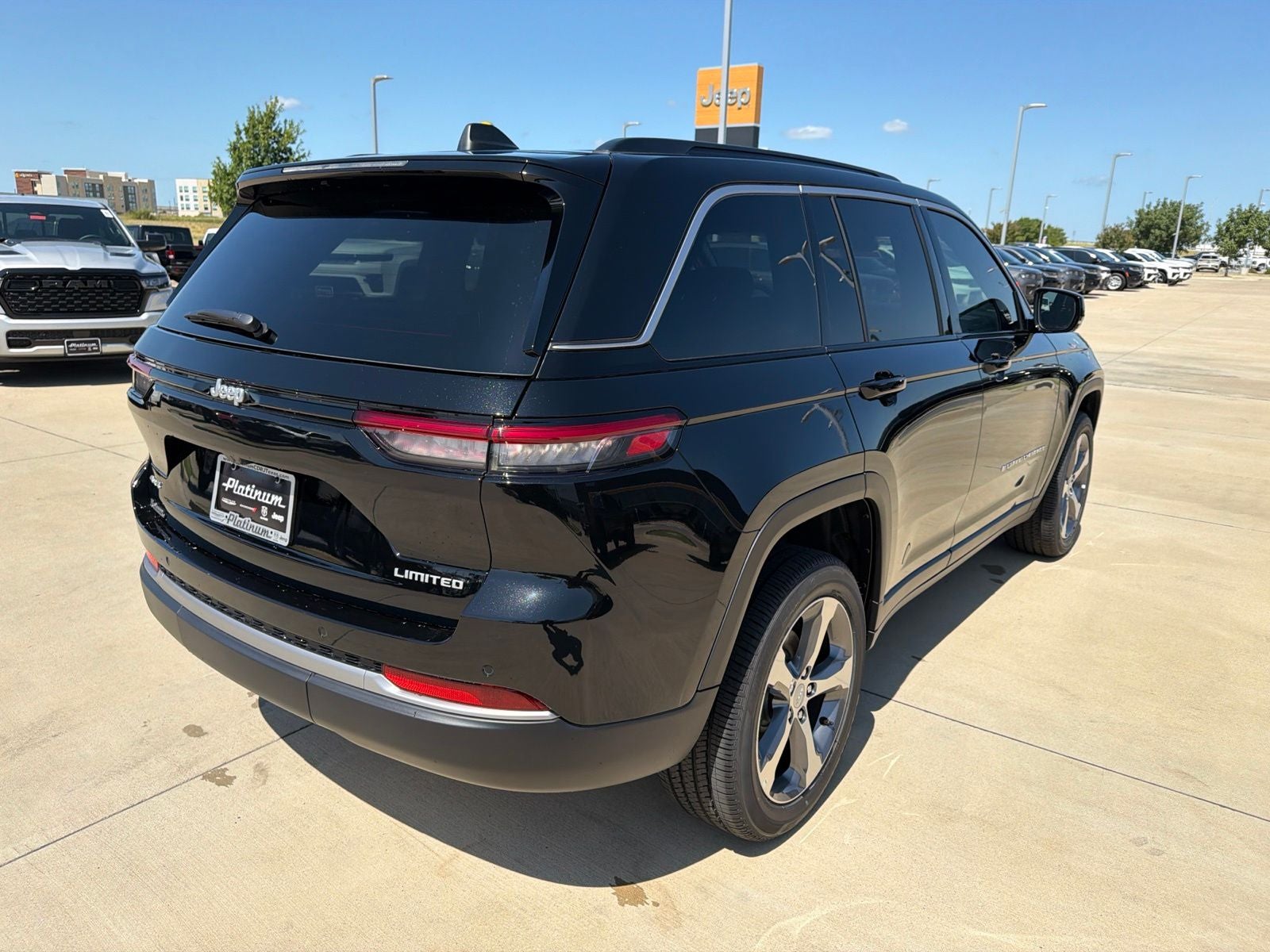 2026 Jeep Grand Cherokee GRAND CHEROKEE LIMITED 4X4
