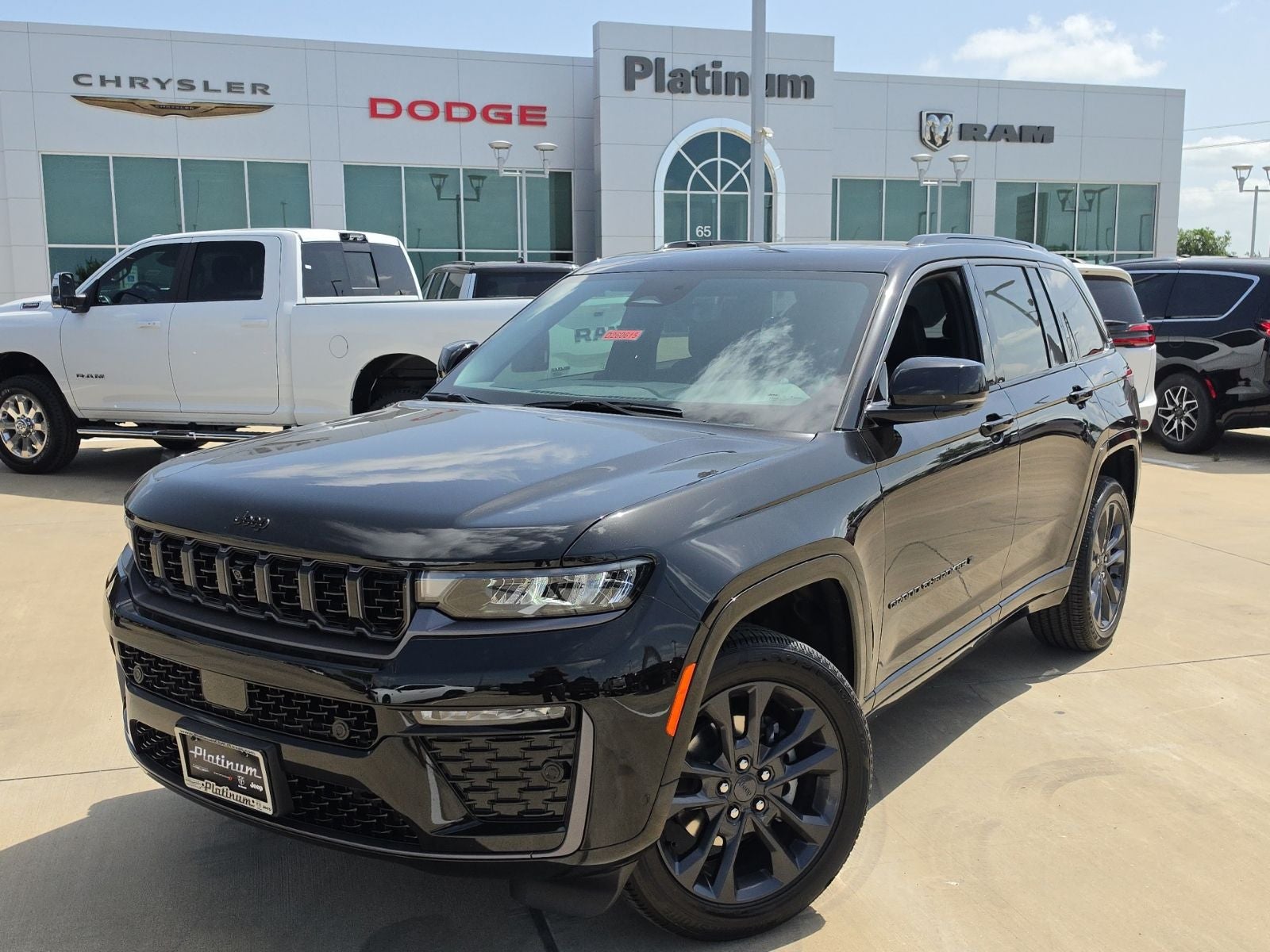 2026 Jeep Grand Cherokee GRAND CHEROKEE LIMITED RESERVE 4X4