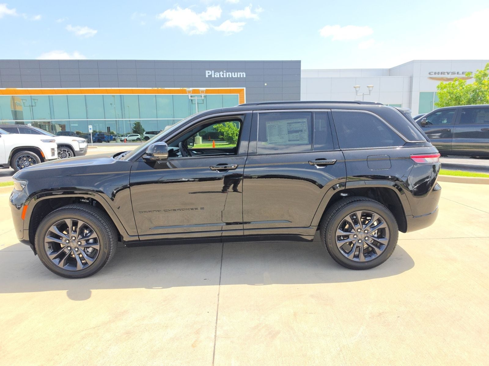 2026 Jeep Grand Cherokee GRAND CHEROKEE LIMITED RESERVE 4X4