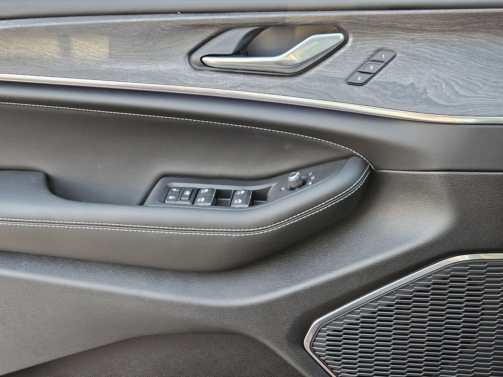 2025 Jeep Grand Cherokee GRAND CHEROKEE OVERLAND 4X4