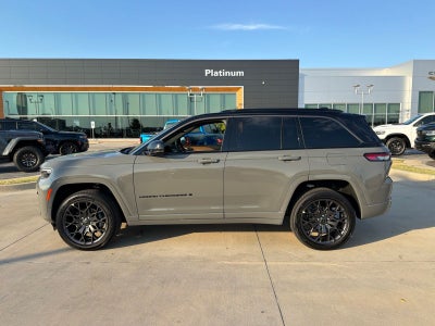 2027 Jeep Grand Cherokee Summit