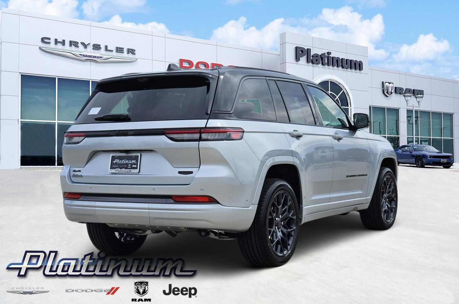2026 Jeep Grand Cherokee GRAND CHEROKEE SUMMIT 4X4