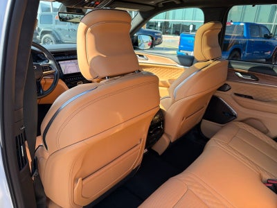 2027 Jeep Grand Cherokee Summit