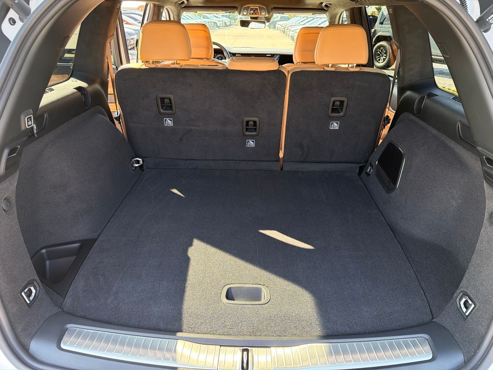 2027 Jeep Grand Cherokee Summit