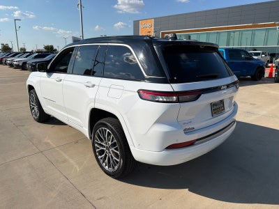 2027 Jeep Grand Cherokee Summit