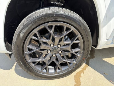 2027 Jeep Grand Cherokee Summit