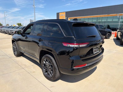2027 Jeep Grand Cherokee Summit