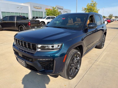 2027 Jeep Grand Cherokee Summit