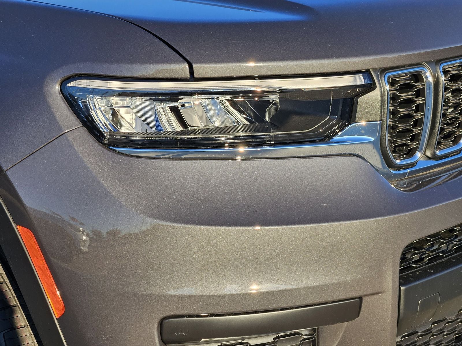 2025 Jeep Grand Cherokee L GRAND CHEROKEE L LAREDO X 4X2