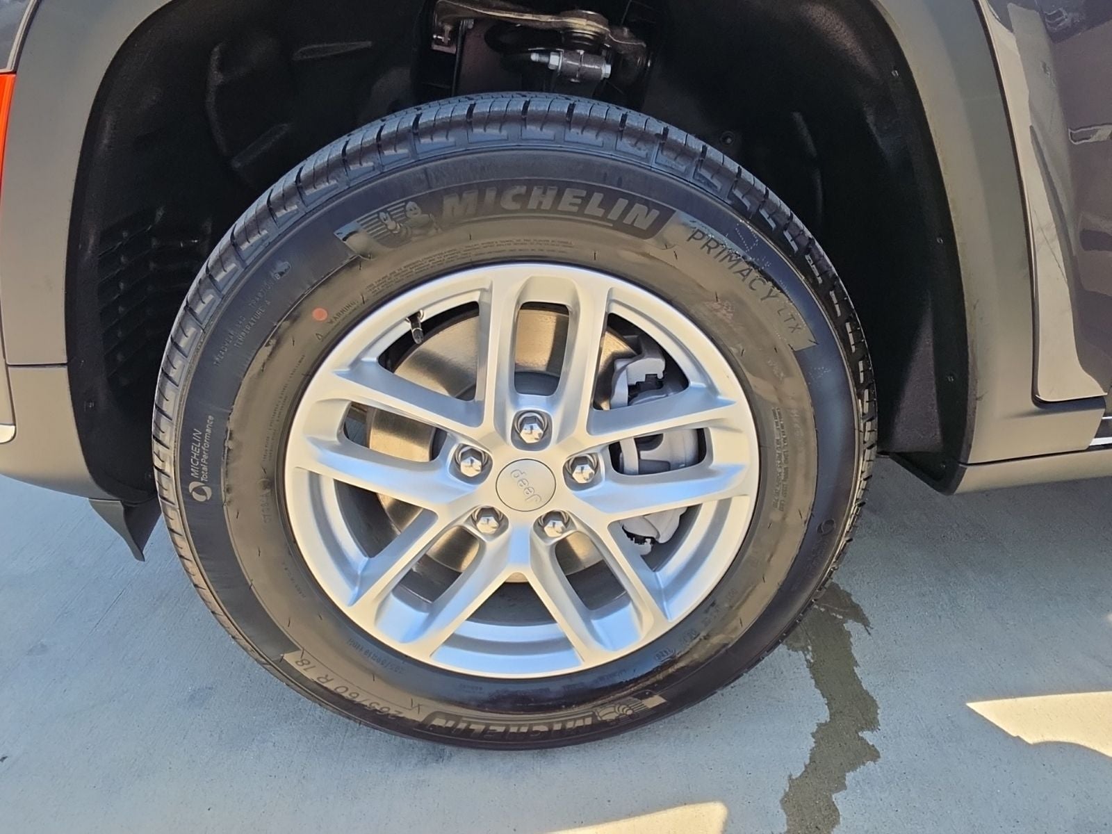 2026 Jeep Grand Cherokee L GRAND CHEROKEE L LAREDO X 4X2