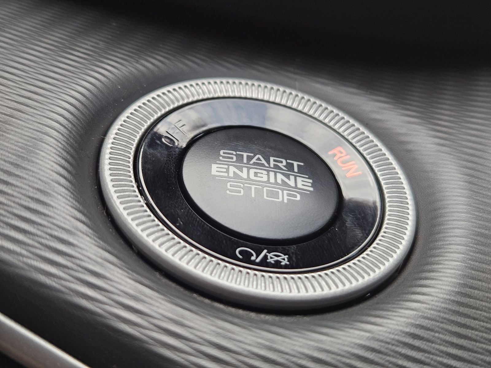 2025 Jeep Grand Cherokee L GRAND CHEROKEE L LAREDO X 4X2