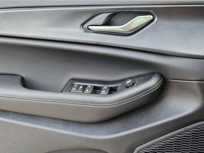 2025 Jeep Grand Cherokee L GRAND CHEROKEE L LAREDO X 4X2