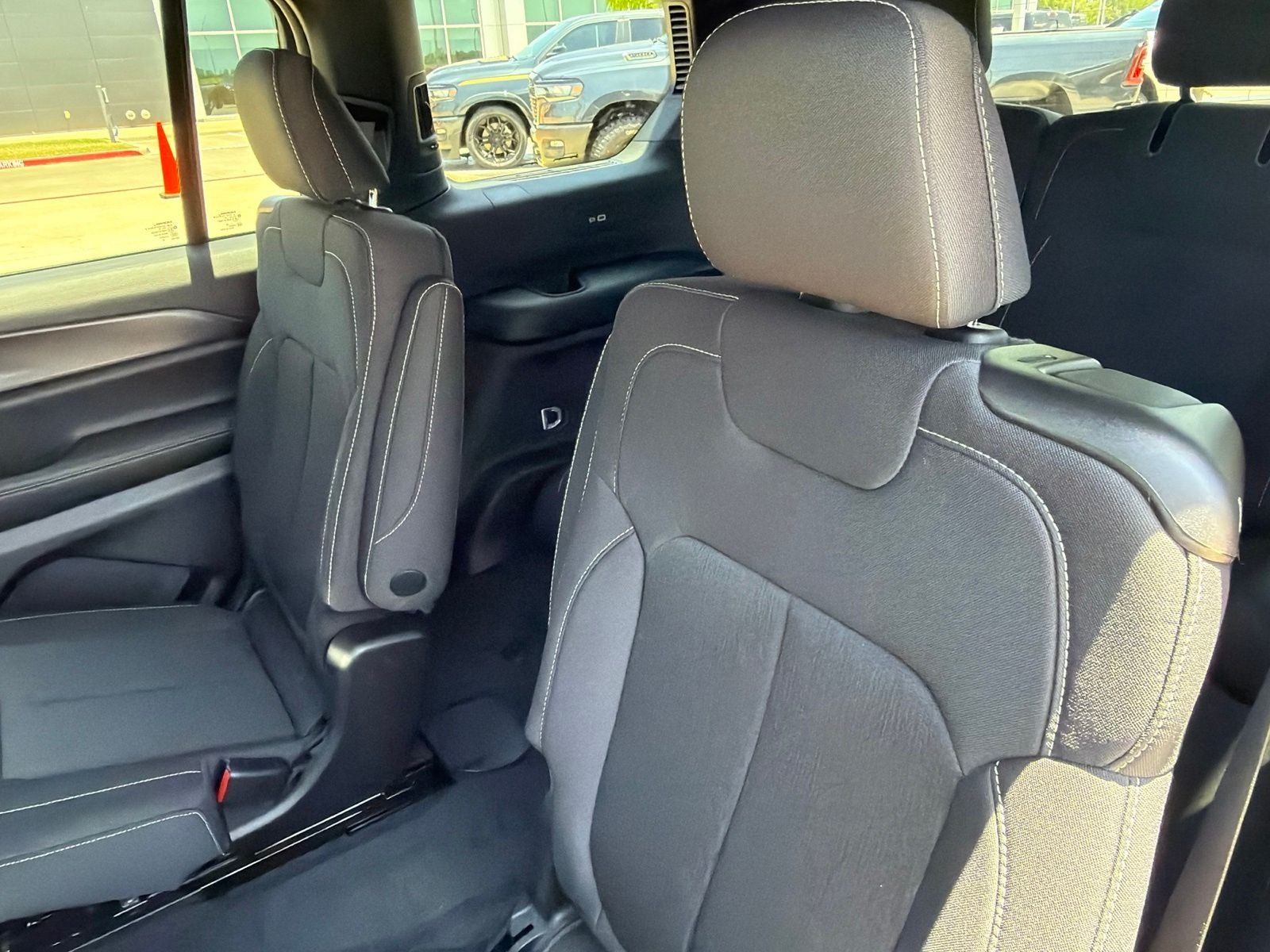 2026 Jeep Grand Cherokee L GRAND CHEROKEE L LAREDO X 4X2