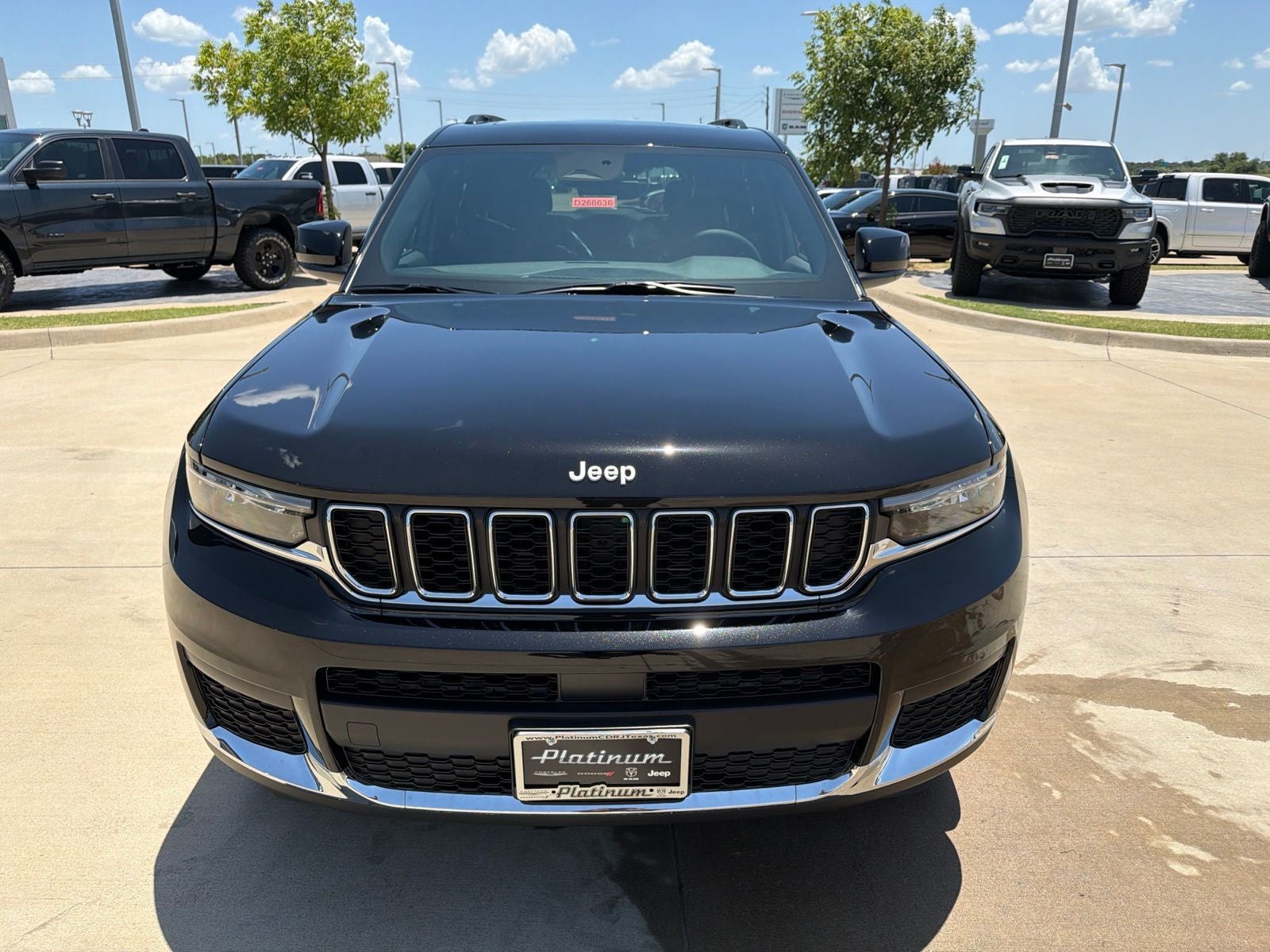 2026 Jeep Grand Cherokee L GRAND CHEROKEE L LAREDO X 4X2