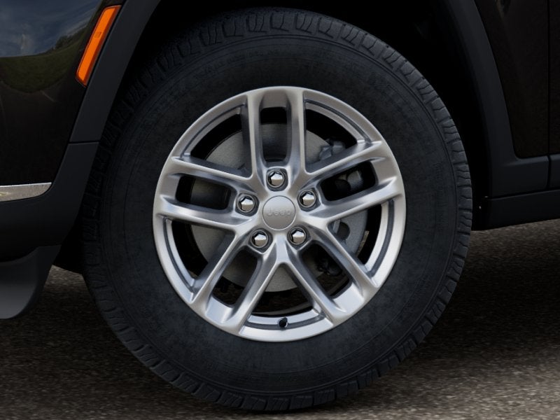 2026 Jeep Grand Cherokee L GRAND CHEROKEE L LAREDO X 4X2
