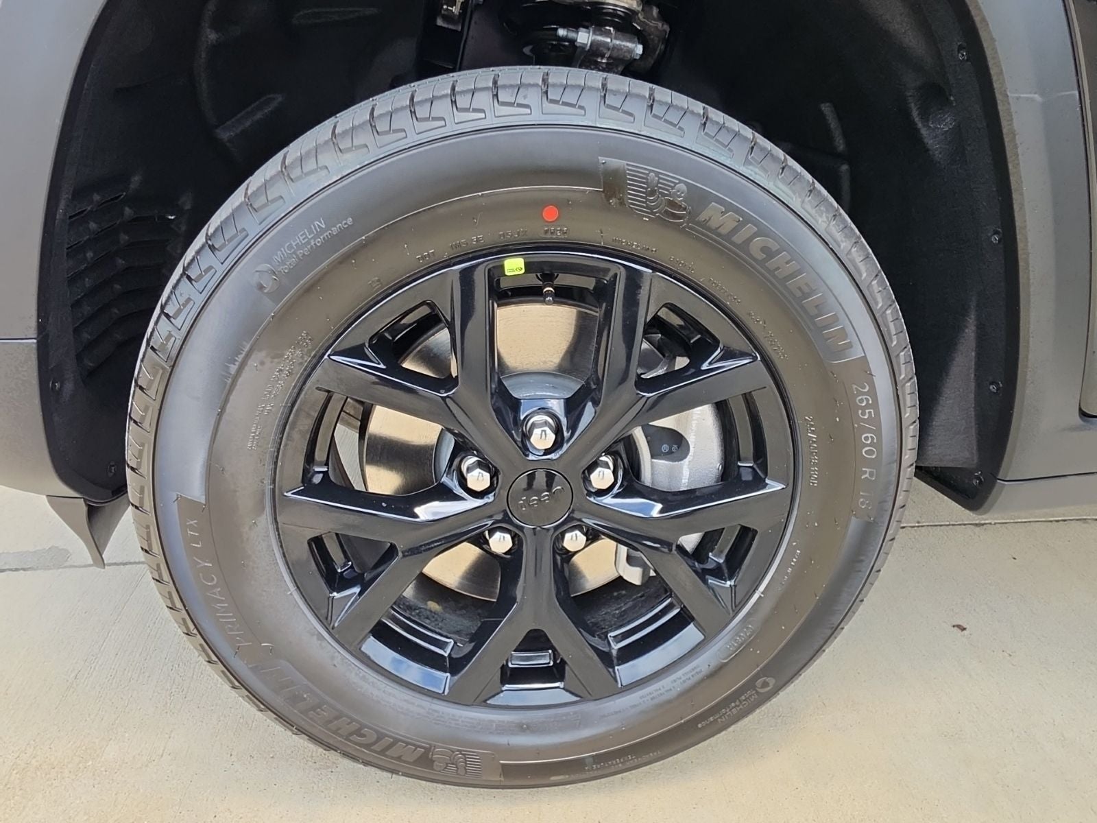 2026 Jeep Grand Cherokee L GRAND CHEROKEE L LAREDO ALTITUDE 4X2
