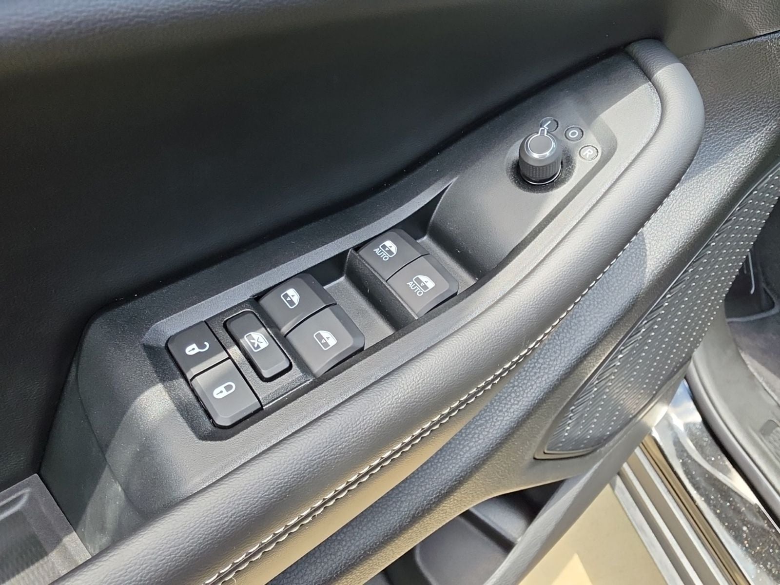 2026 Jeep Grand Cherokee L GRAND CHEROKEE L LAREDO ALTITUDE 4X2