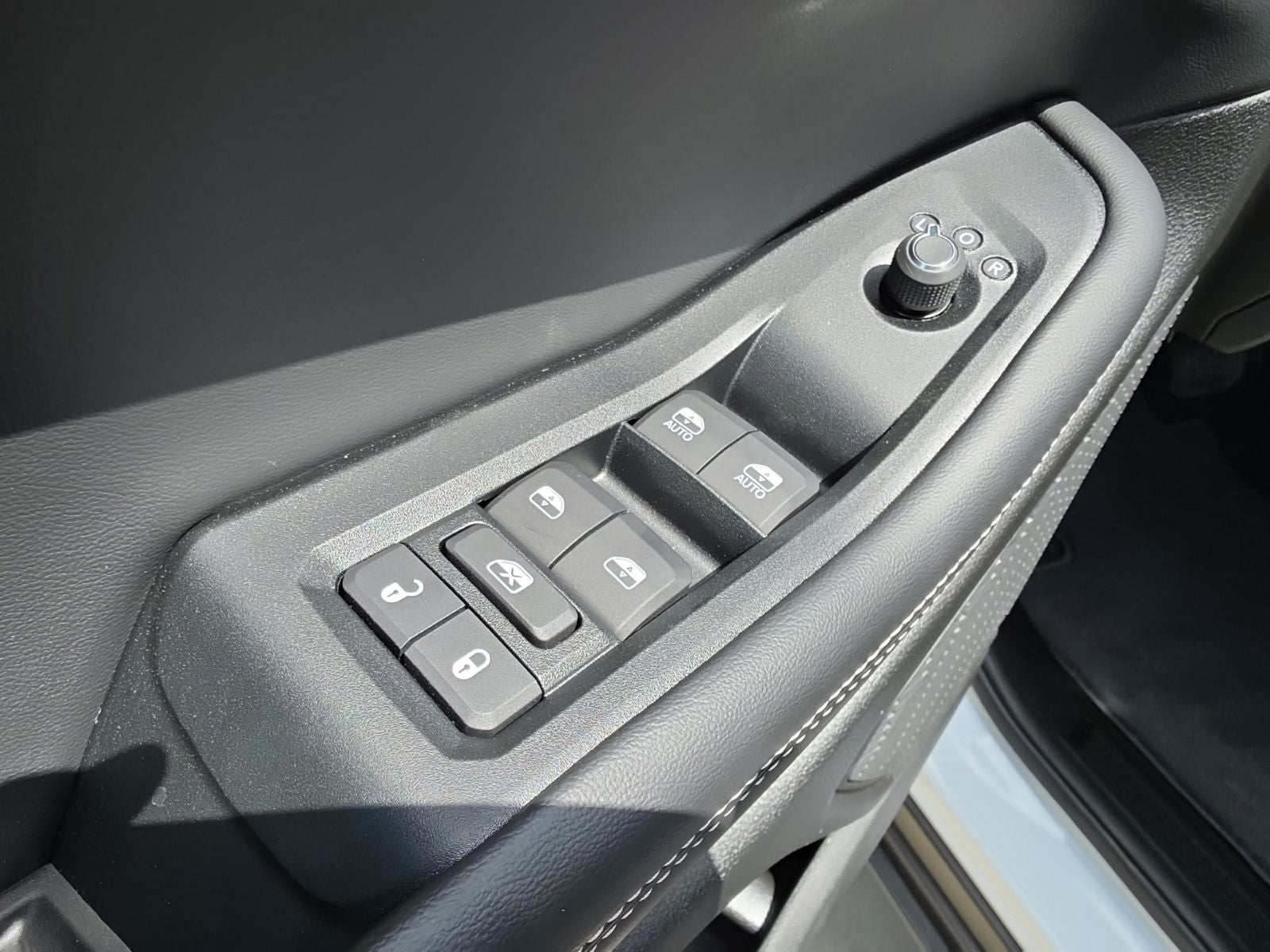 2026 Jeep Grand Cherokee L GRAND CHEROKEE L LAREDO ALTITUDE 4X2