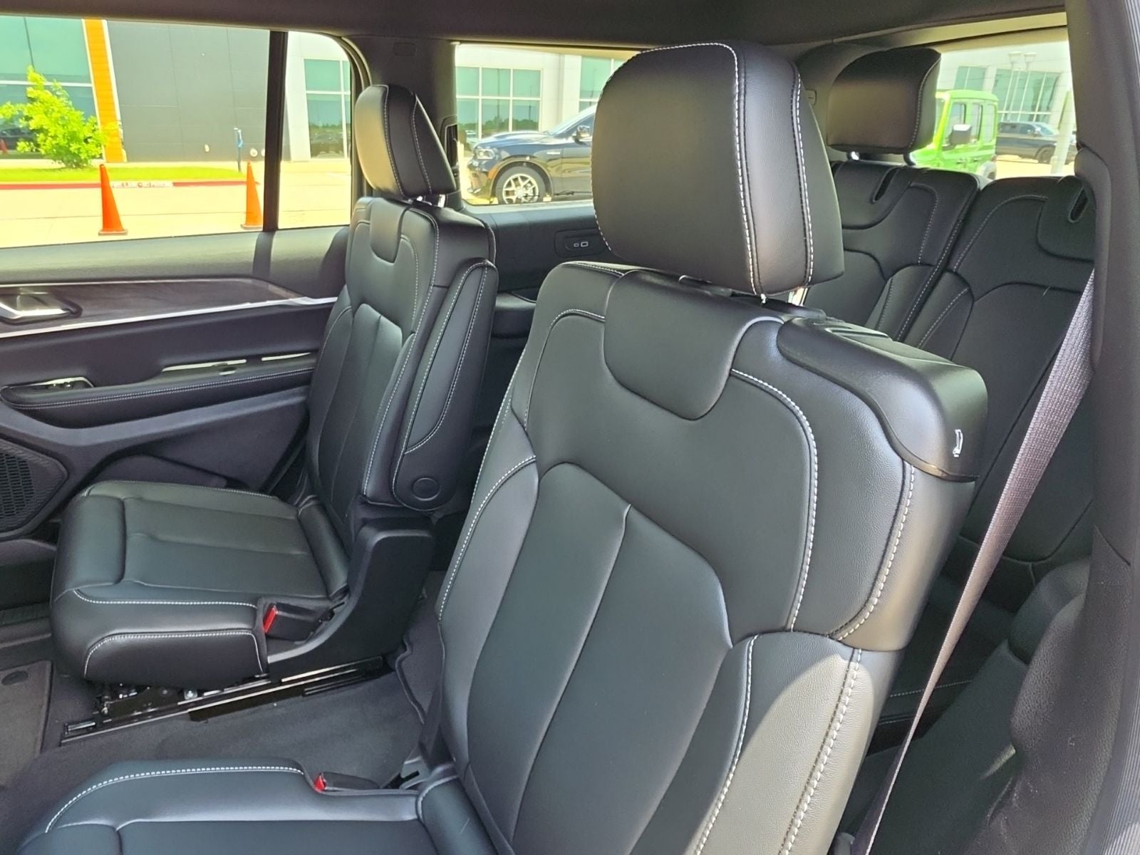 2026 Jeep Grand Cherokee L GRAND CHEROKEE L LIMITED 4X2