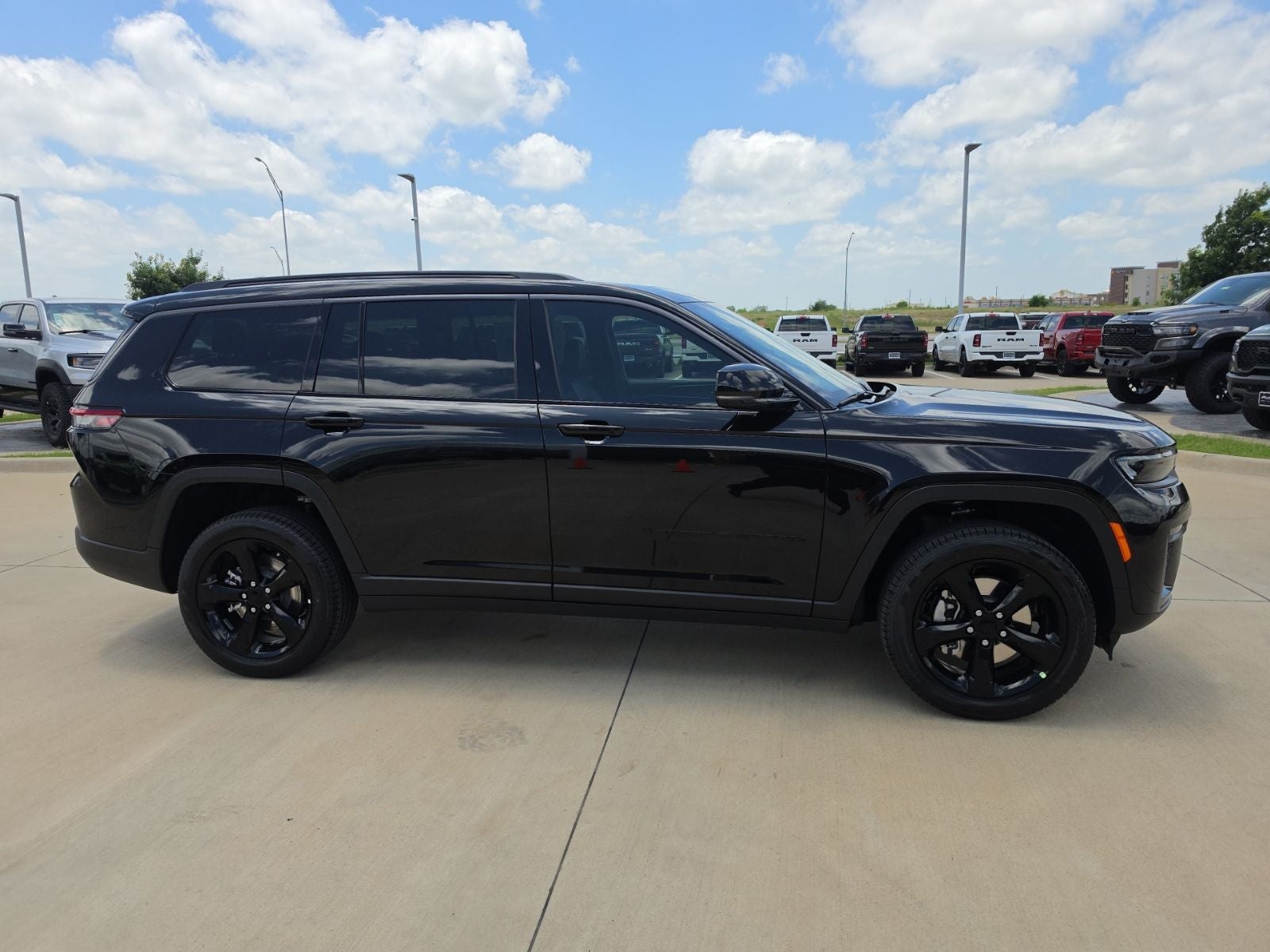 2026 Jeep Grand Cherokee L GRAND CHEROKEE L LIMITED 4X2