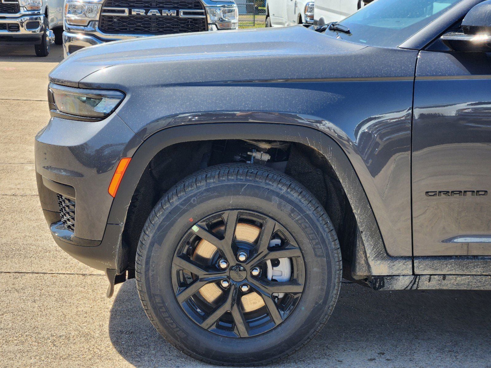 2025 Jeep Grand Cherokee L Laredo
