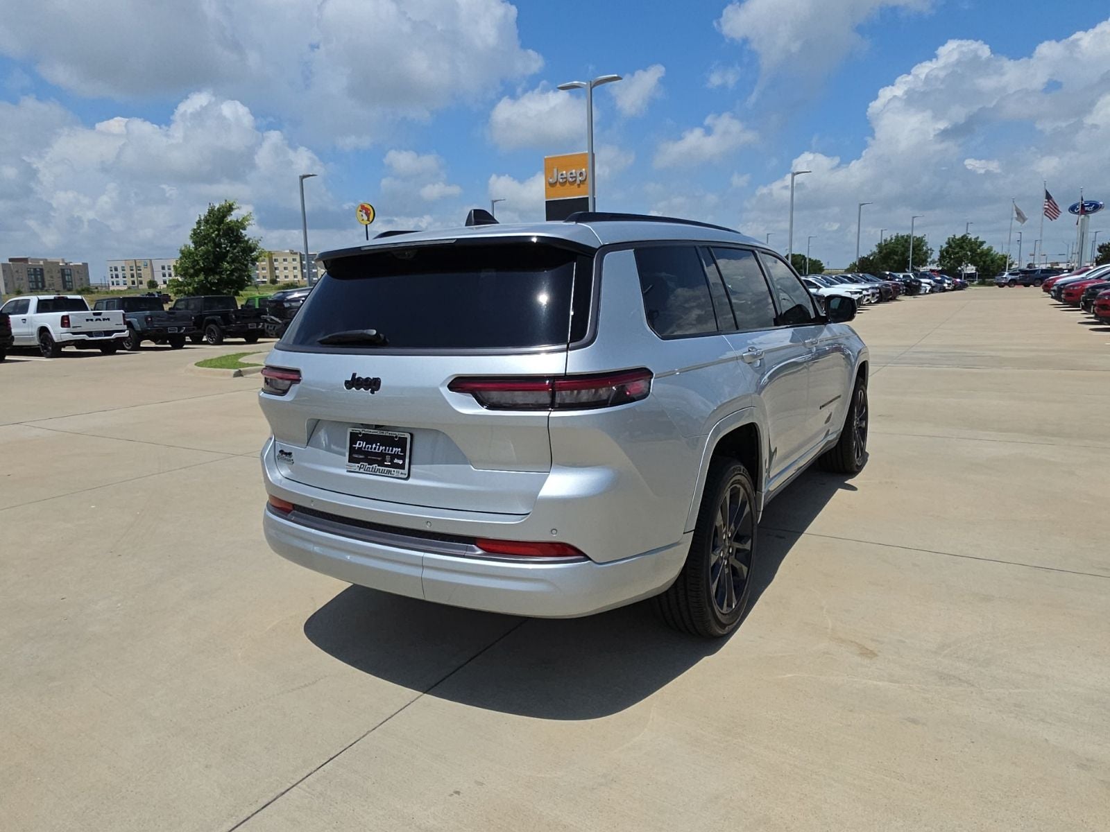 2026 Jeep Grand Cherokee L GRAND CHEROKEE L LIMITED RESERVE 4X4