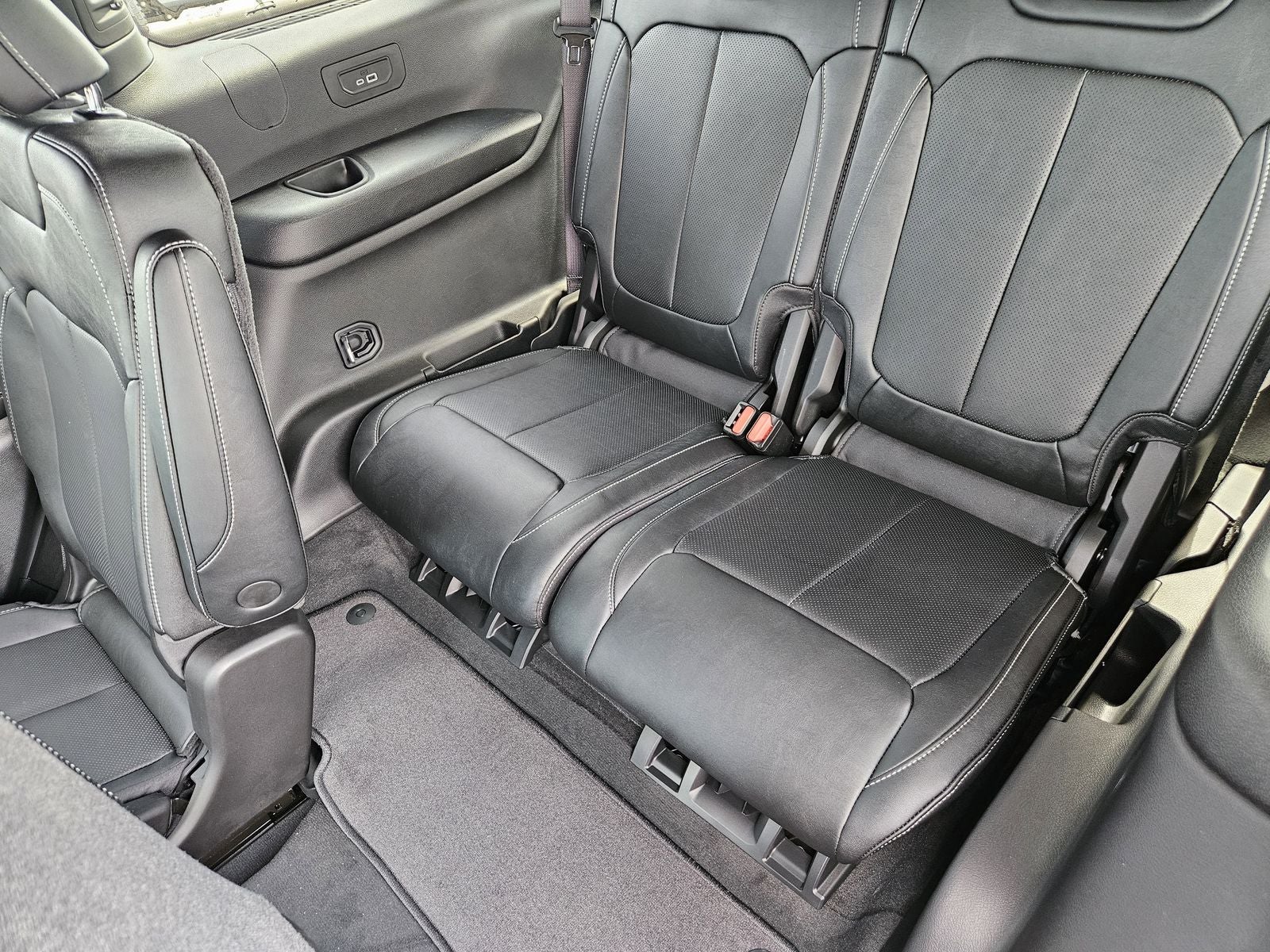 2026 Jeep Grand Cherokee GRAND CHEROKEE L LIMITED RESERVE 4X4