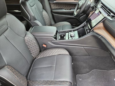 2025 Jeep Grand Cherokee L GRAND CHEROKEE L SUMMIT 4X4