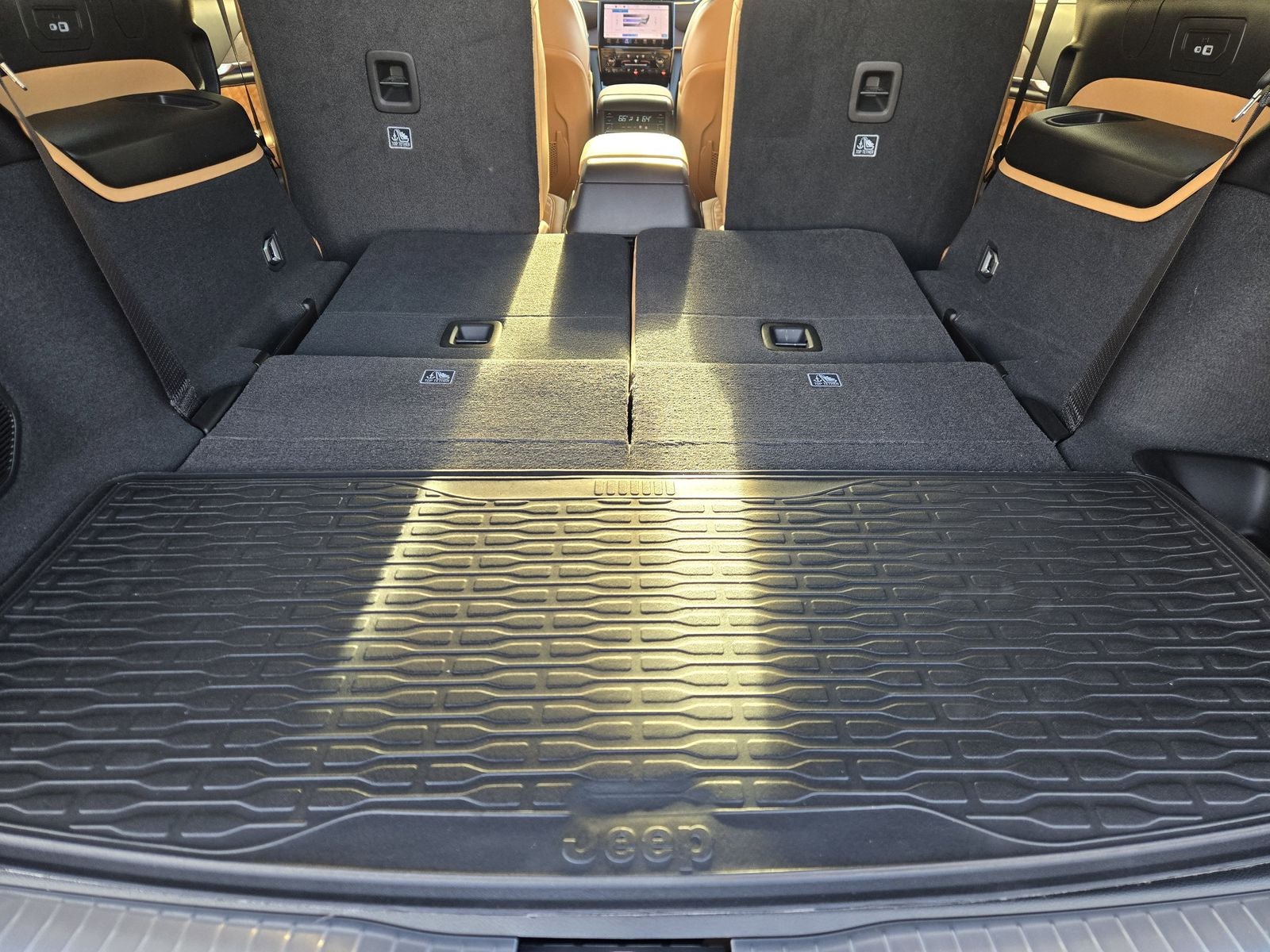 2025 Jeep Grand Cherokee L GRAND CHEROKEE L SUMMIT 4X4