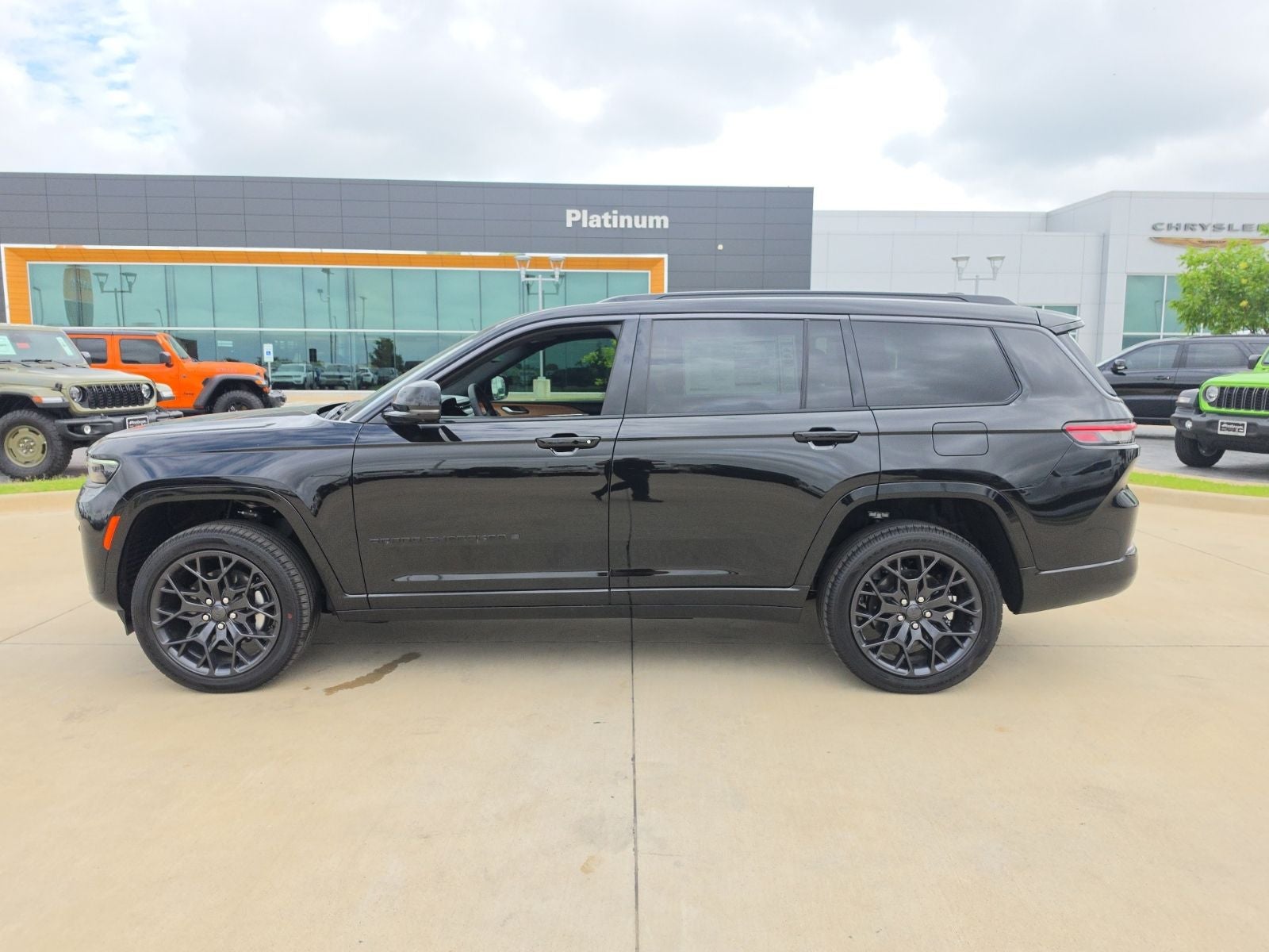2026 Jeep Grand Cherokee L GRAND CHEROKEE L SUMMIT 4X4